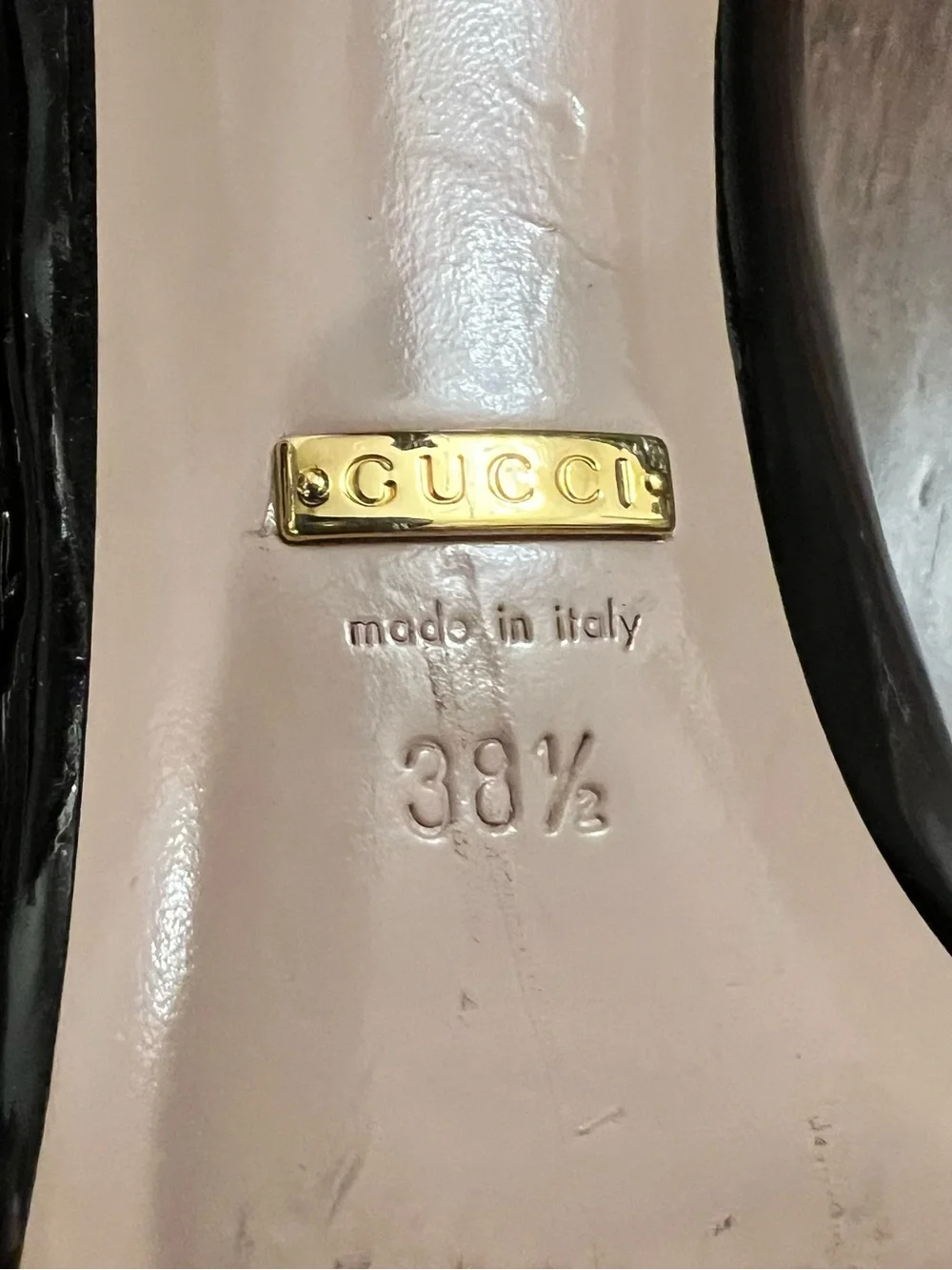 Gucci Black Patent Leather Pumps with Gold Horsebit
